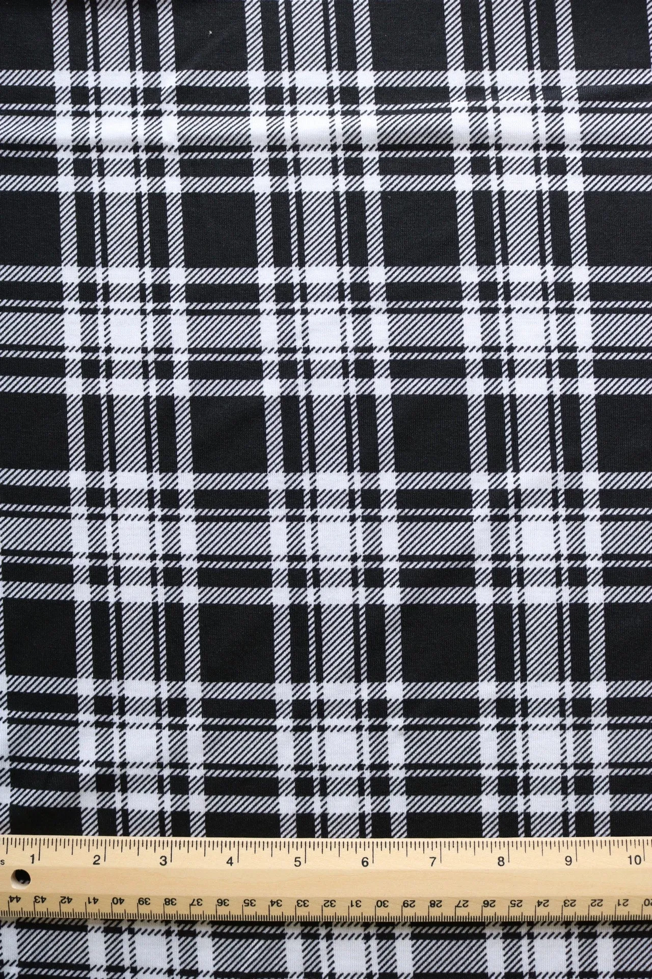 Black/White Plaid Spun Poly