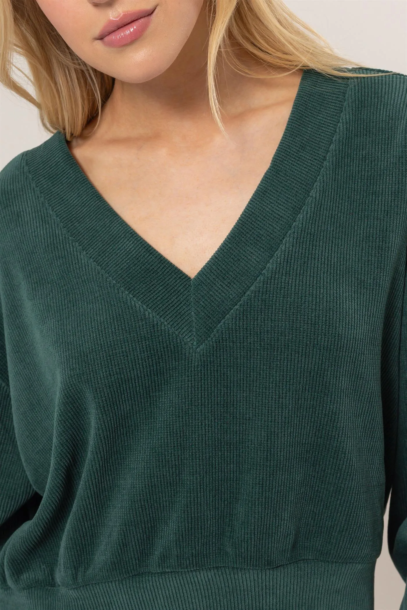 HF25C201-Rib Knit V-Neck Top