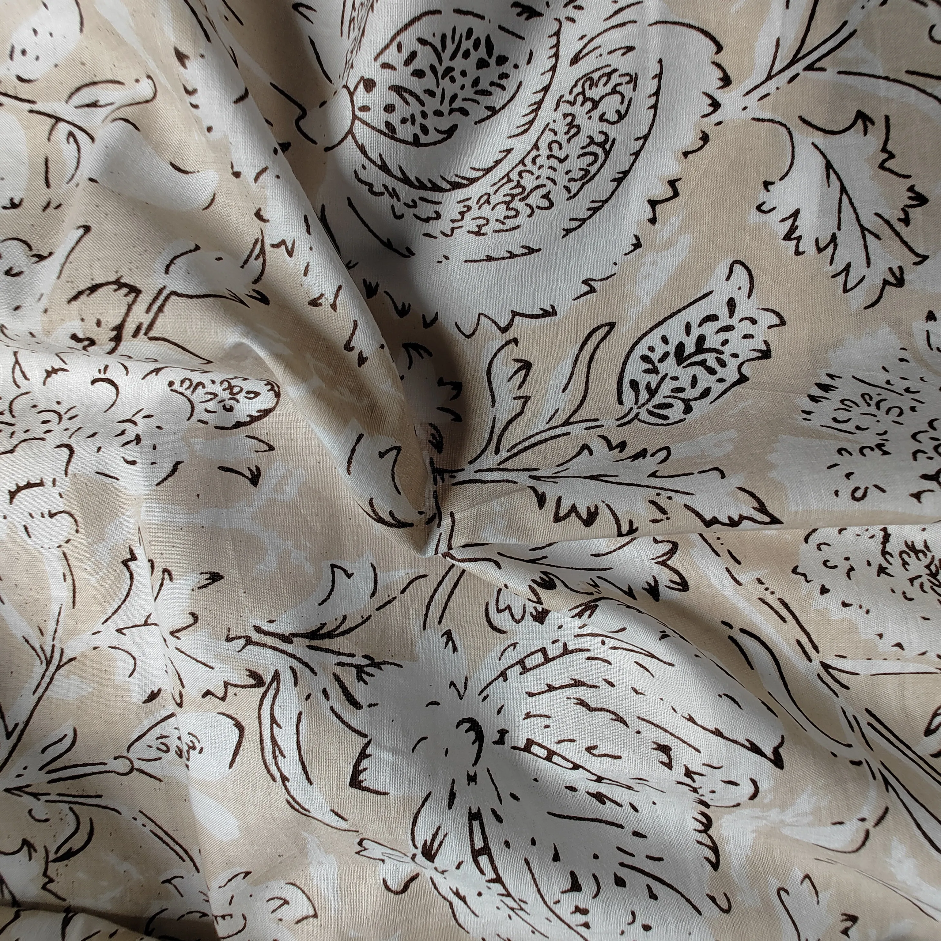 Soft beige floral cotton cambric width 44 inches Fabric per meter