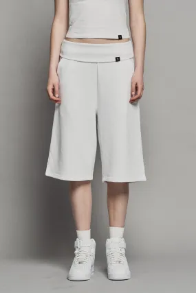 [SYNERJYN] SS 24 PLAIN PIGMENT POLD BERMUDA SHORTS WHITE